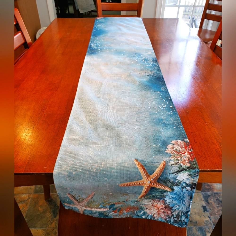 COASTAL BLUE STARFISH TABLE RUNNER